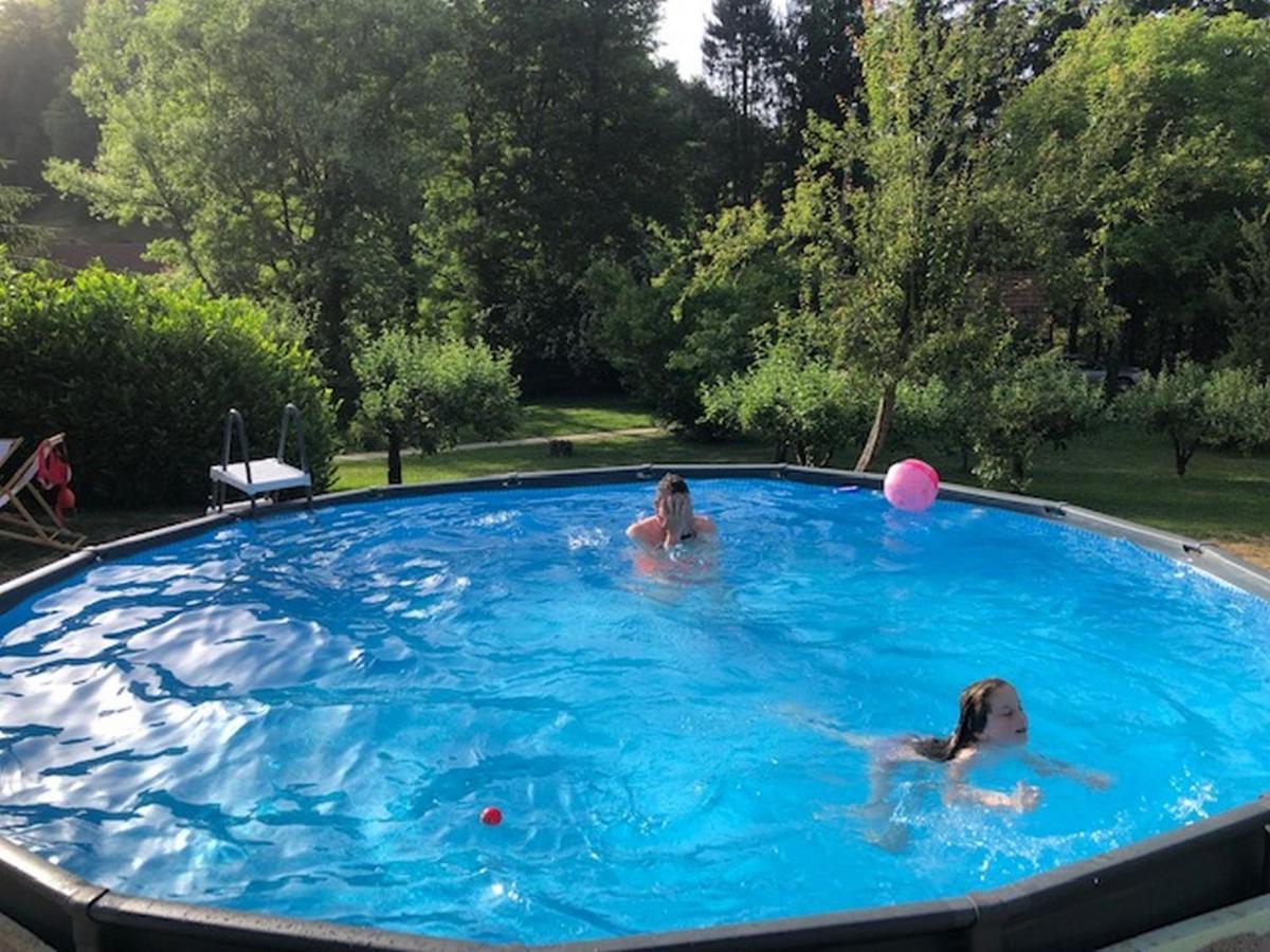 Wooden Cabin Zurej With Hot Tub Bukovje v Babni Gori Экстерьер фото