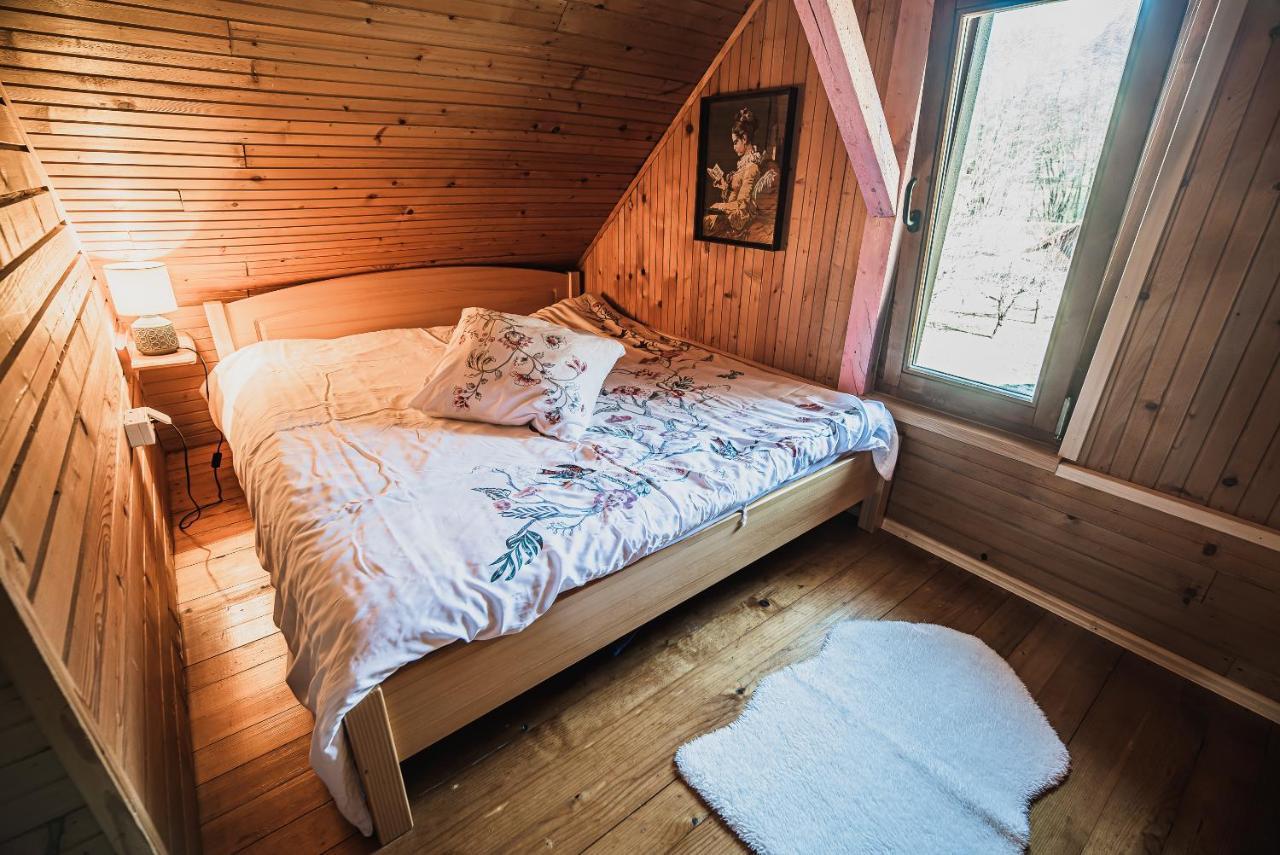 Wooden Cabin Zurej With Hot Tub Bukovje v Babni Gori Экстерьер фото