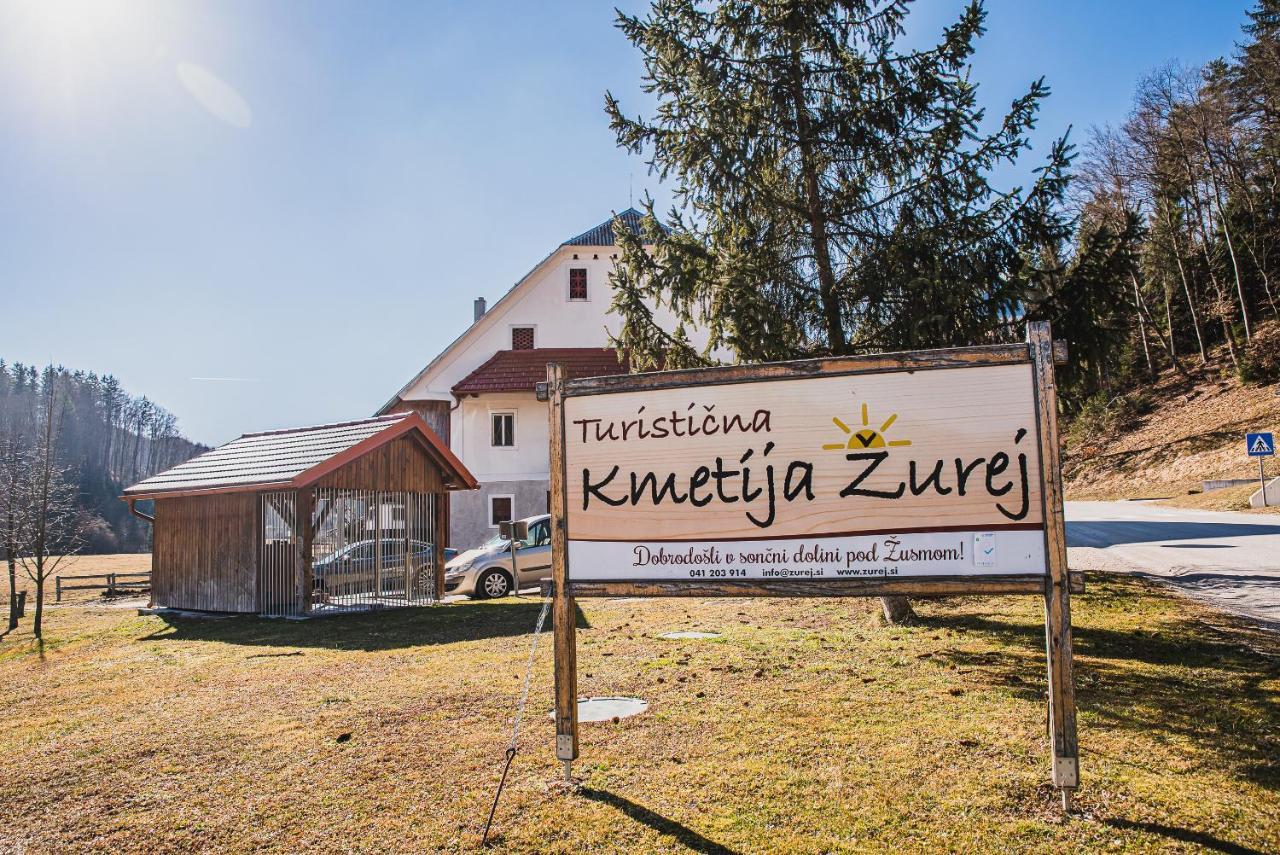 Wooden Cabin Zurej With Hot Tub Bukovje v Babni Gori Экстерьер фото